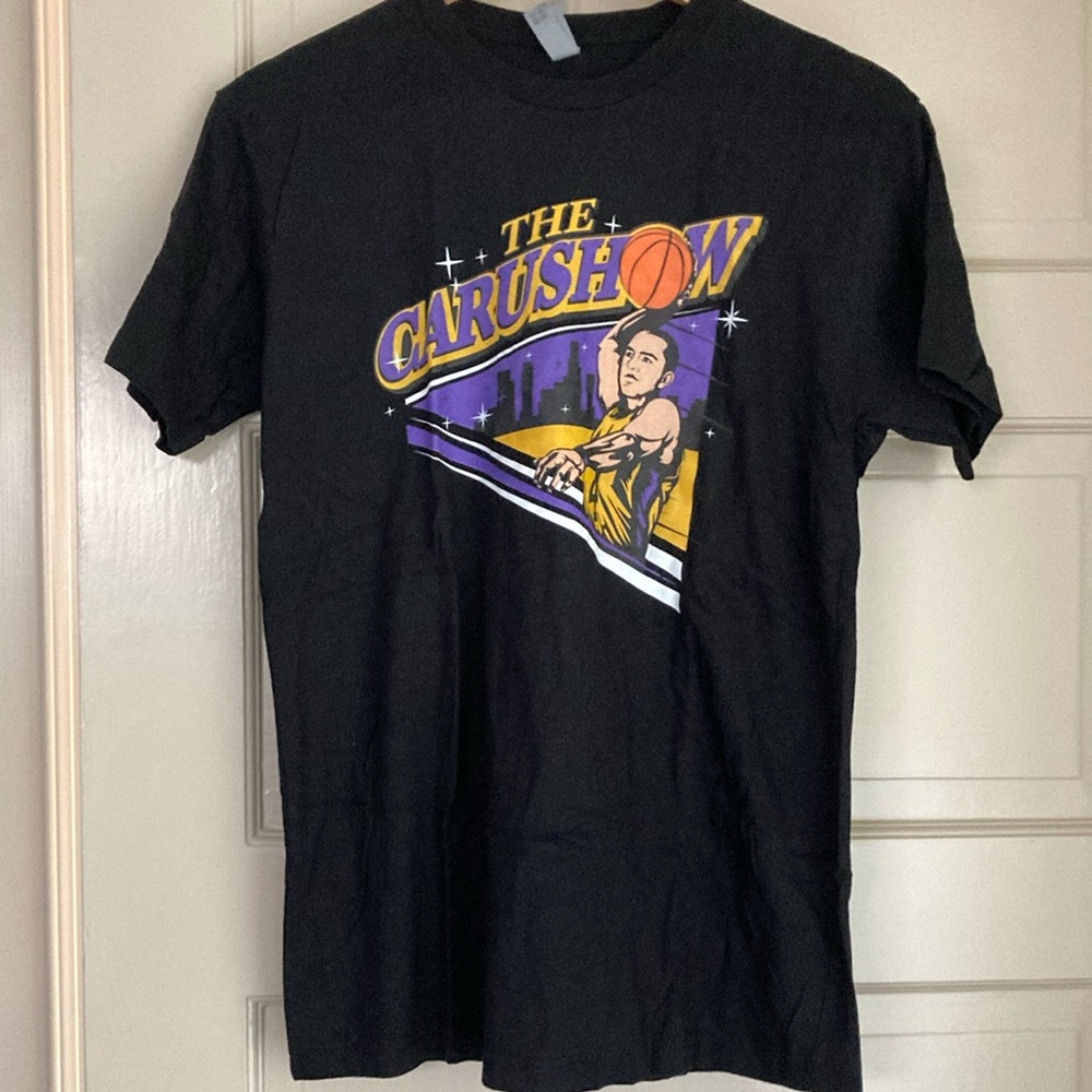 The Carushow Alex Caruso NBA Black Graphic Tee size M Medium basketball